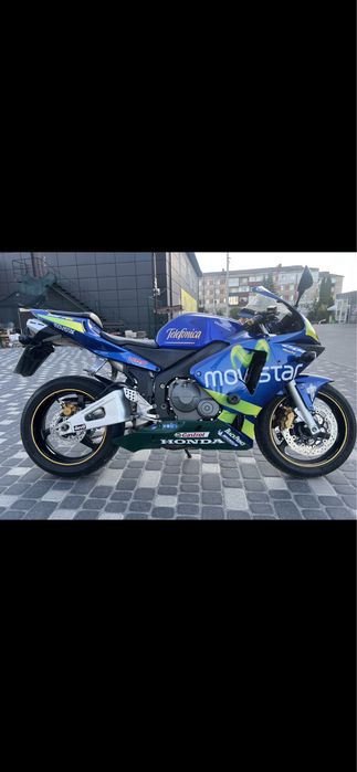 Honda CBR600RR 2004 року