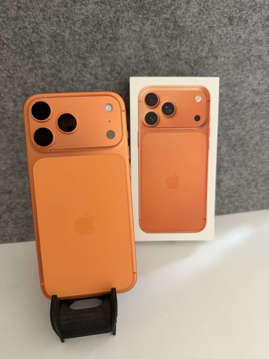 Troco/Vendo Iphone 17 Pro Max 256GB Cosmic Orange