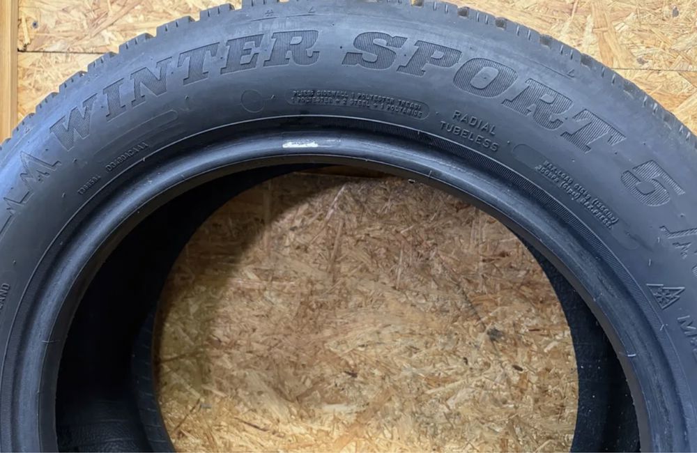 Шини 7.8 мм 2023 рік 215/55 R16 Dunlop , комплект зима