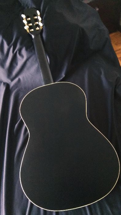 excelente guitarra IBERICA 3N black satin (artesanal) grupo APC