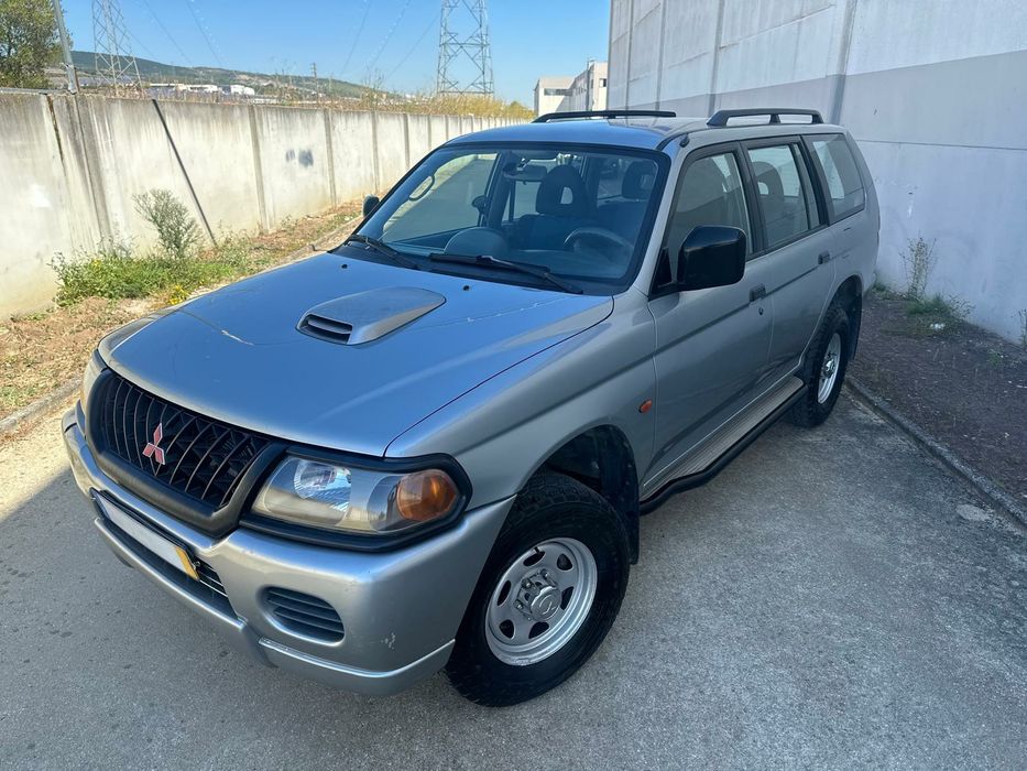 Mitsubishi Pagero Sport 2.5TD
