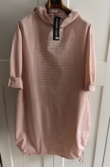 Nowa sukienka sportowa, oversize