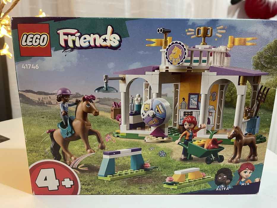 Lego Friends szkolenie koni 41746