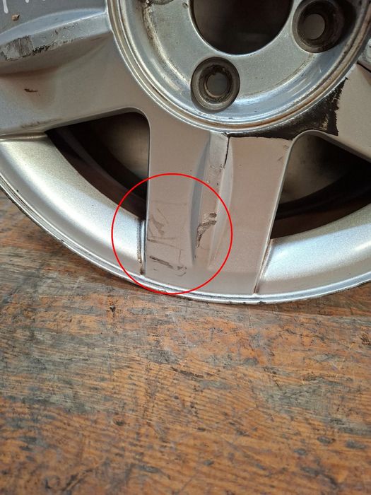 Jante trás direita RENAULT Clio II (BB0/1/2_, CB0/1/2_)