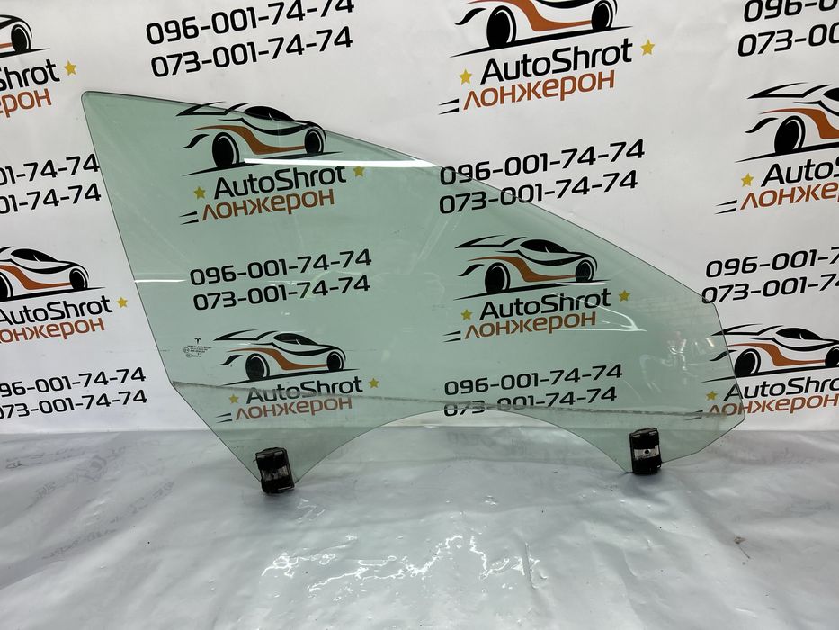 Оригинал переднее правое стекло двери Tesla Model 3 1077901-99-A