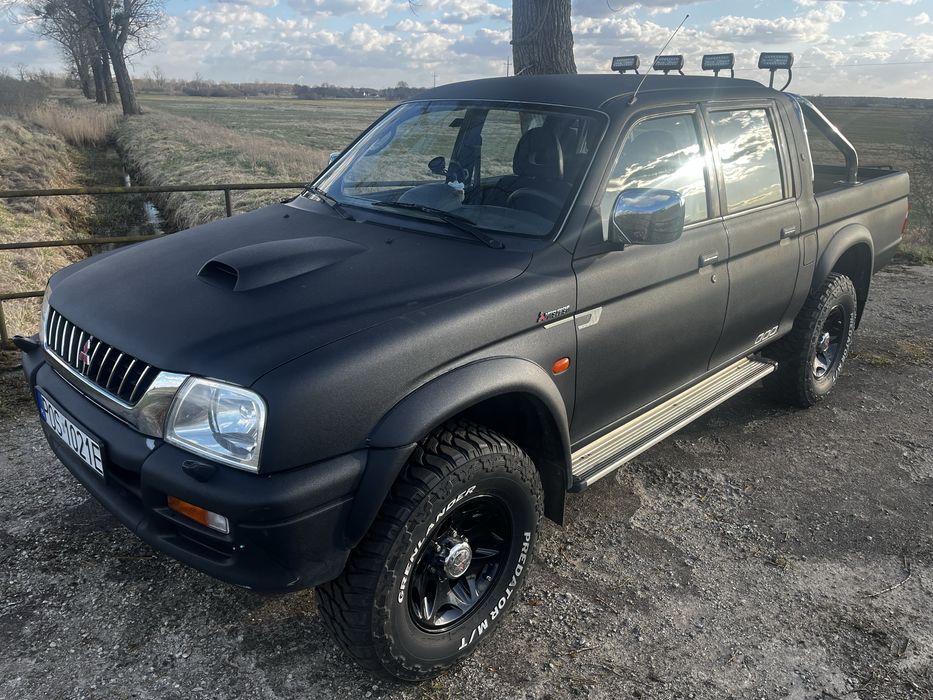 Sprzedam Mitsubishi L200 2000 rok