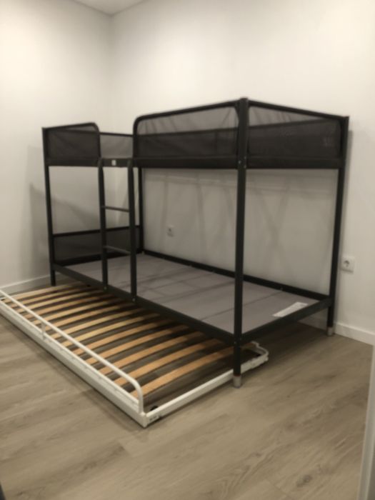 Estrutura se beliche com cama inferior