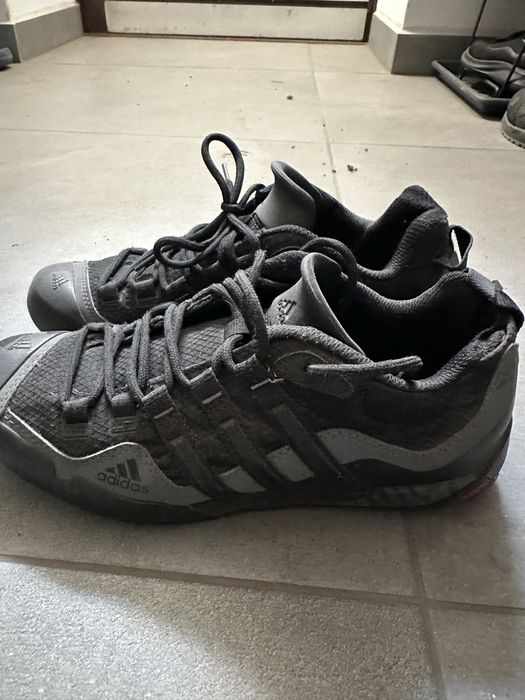 Sprzedam buty męskie Adidas Terrex swift solo