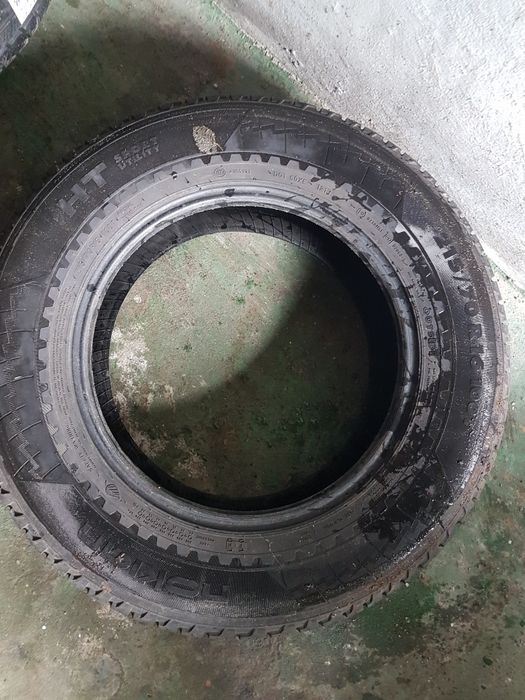 Nokian 215/70/16