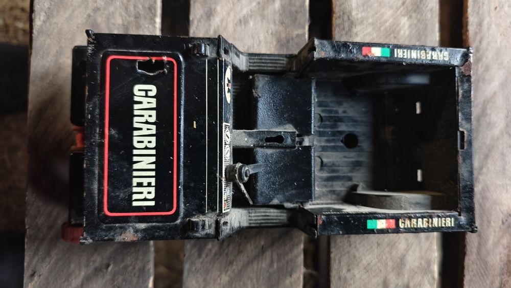 Машинка модель СССР Jeep Wrangler Carabinieri  игрушка для детей