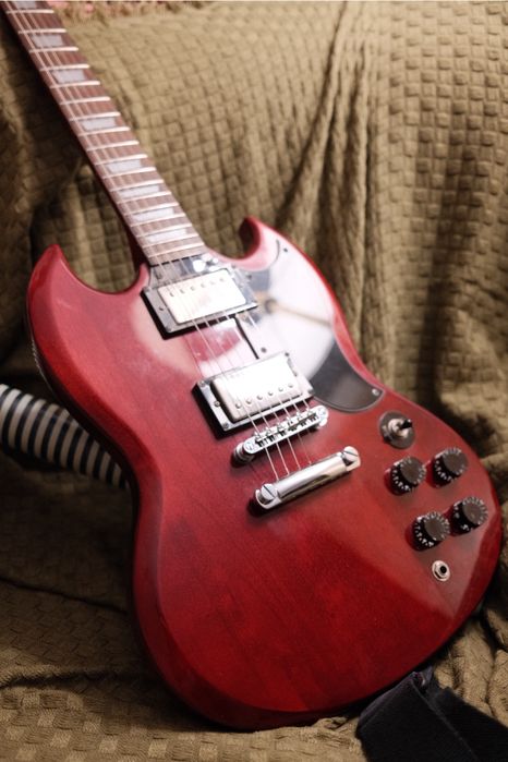 Epiphone SG-400 (Gibson) + Hardcase