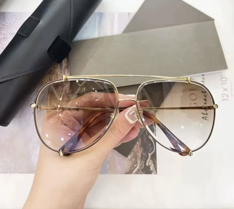 okulary  dita raz zalozone