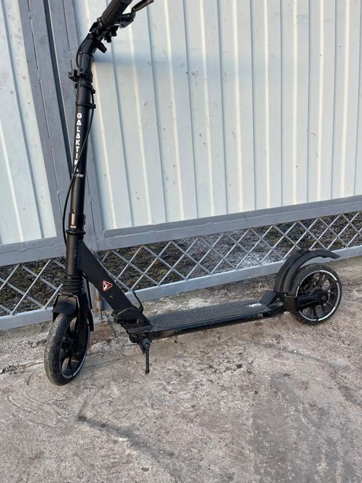 Продам дитячий самокат