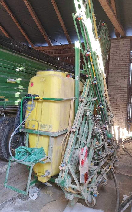 Opryskiwacz UNIA Pilmet 1015 LUX