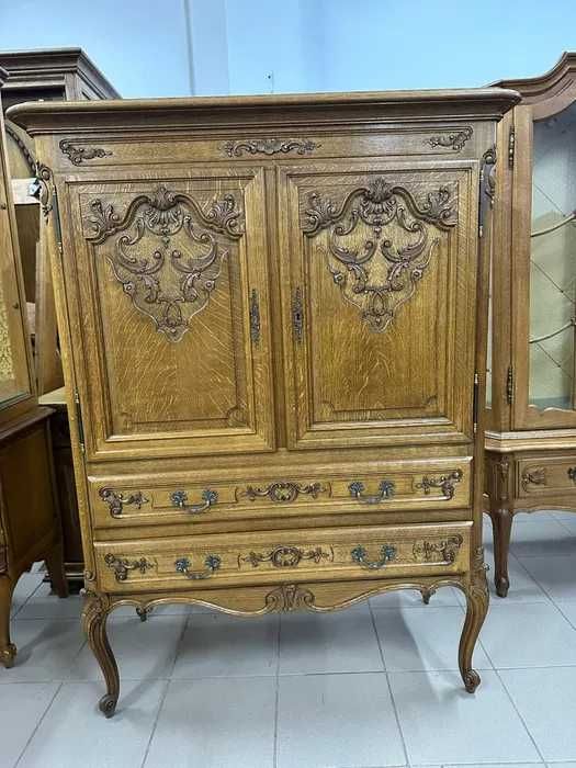 Francuski barek  Ludwik. Transport cały kraj.