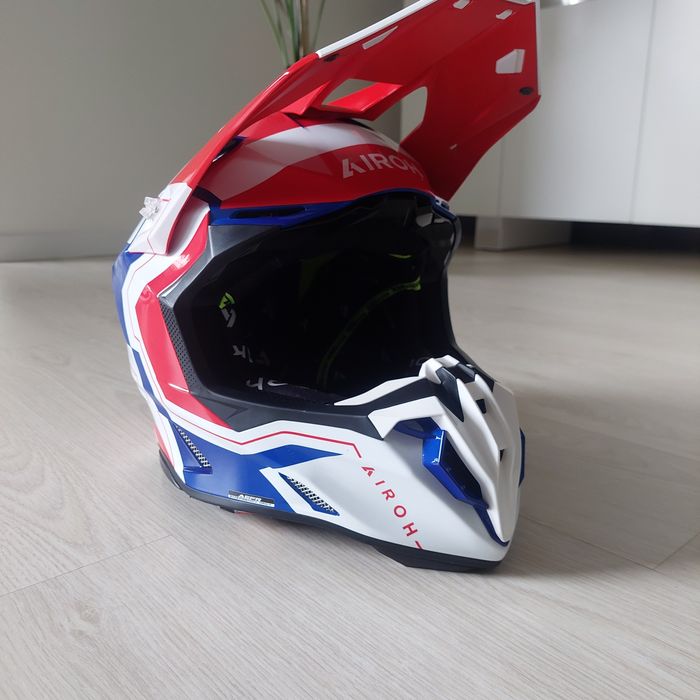 Capacete Airoh Twist 3