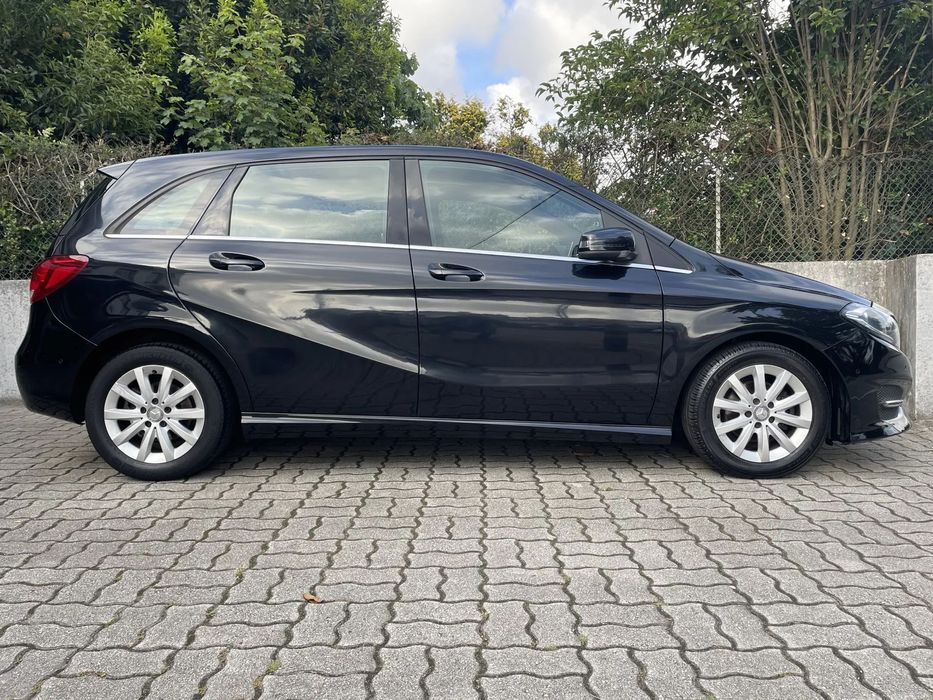 Mercedes-Benz B 180 d Fleet Pack