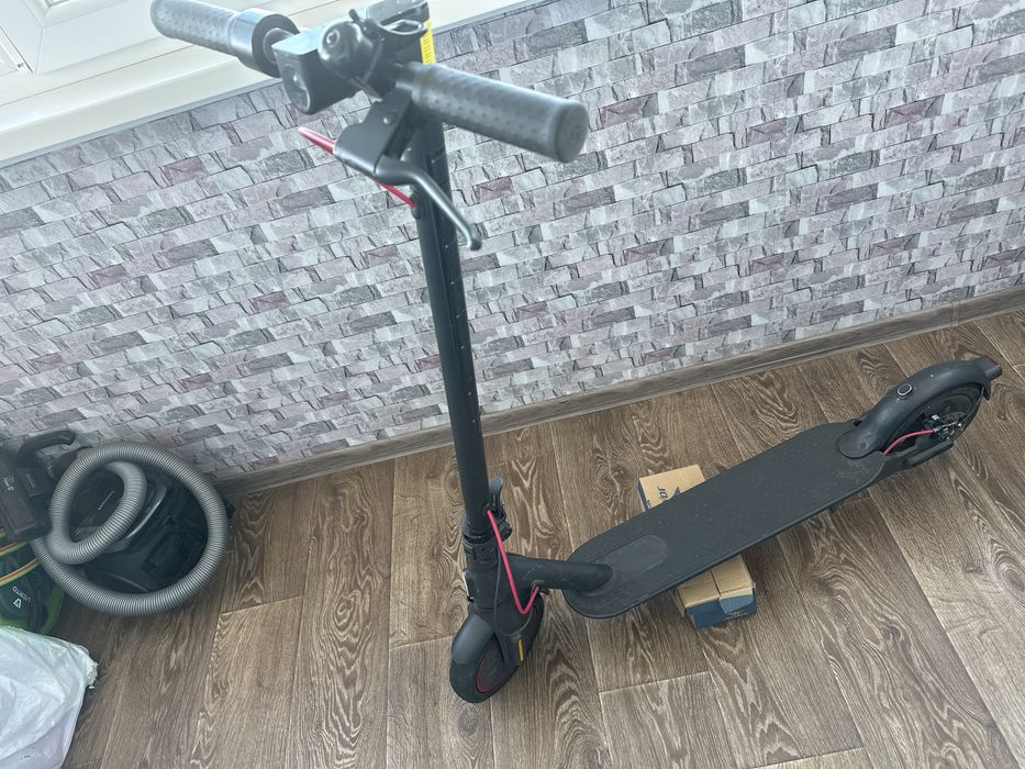 Електросамокат Xiaomi Mi Scooter Pro 2 Black
