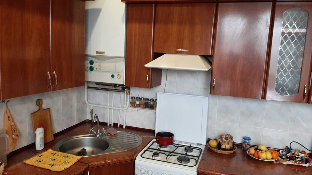 Продаж 3 кім кв. 84 м  50 тис.