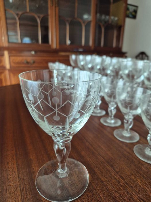 Serviço de Cristal Vintage – Padrão Geométrico Lapidado