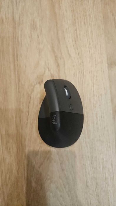 Logitech Lift myszka