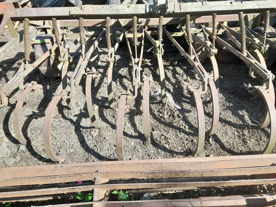 Продам Культиватор