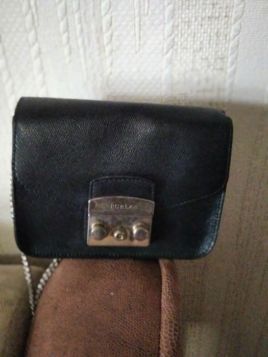 Продам маленьку стільну сумочку.