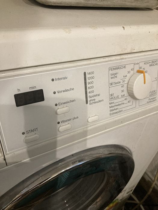Пральна машина автомат Miele Viva 400, W1714 7кг