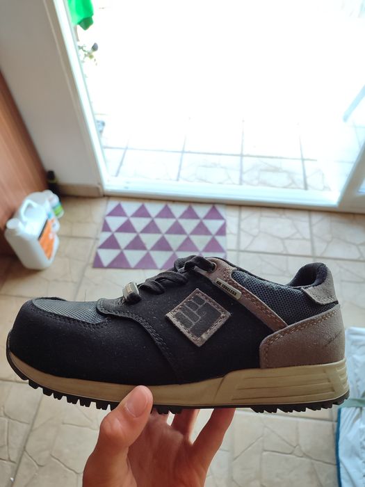 Sapatos de biqueira de aço