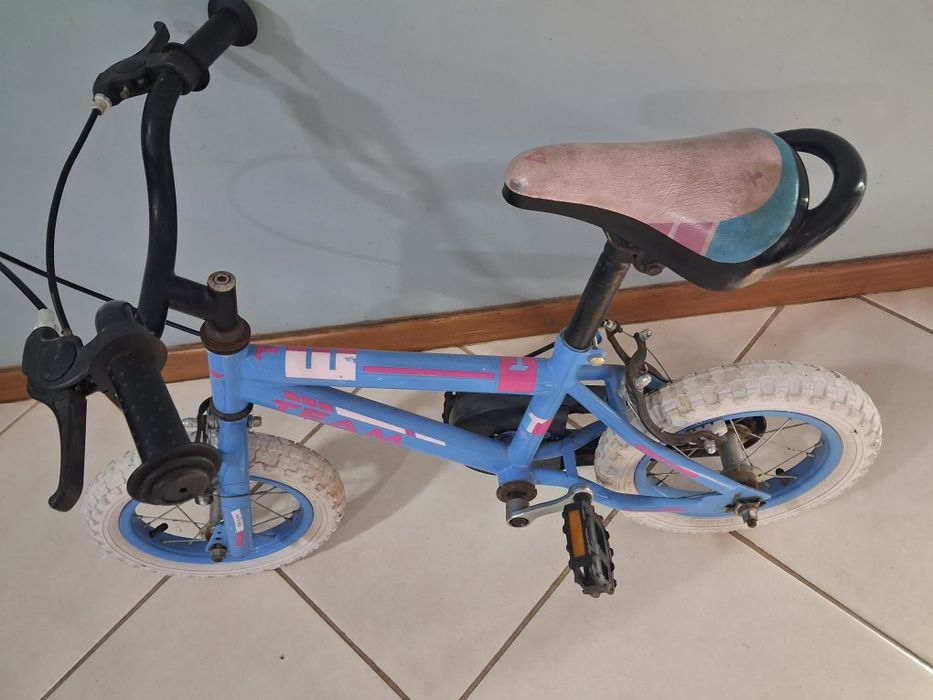 Bicicleta menina