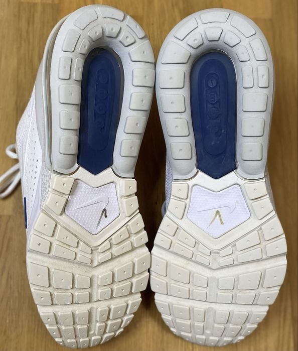 кросівки Nike Air Max.