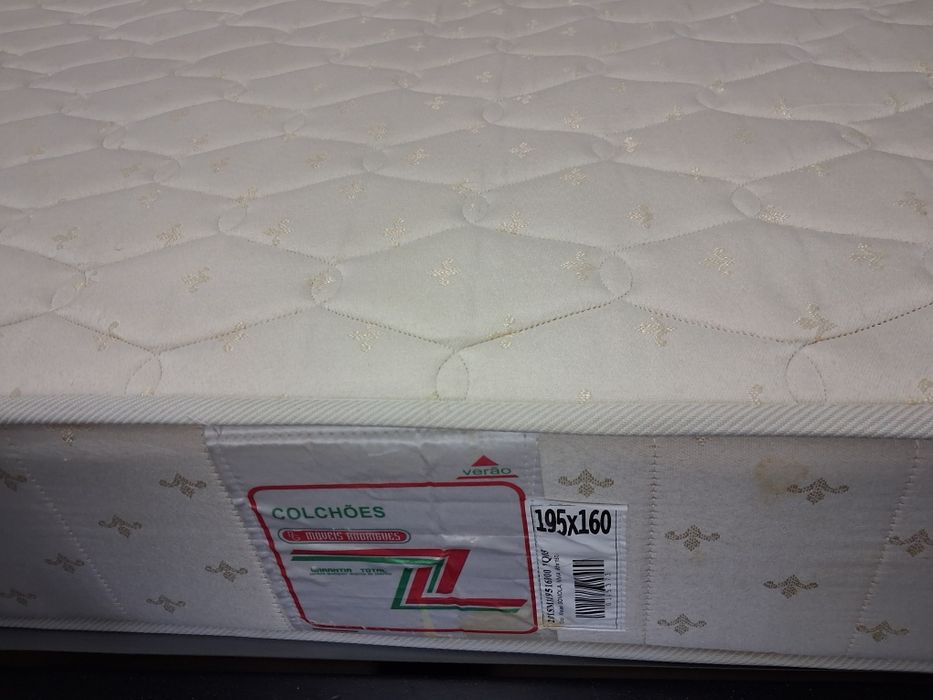 Colchão usado para venda em óptimo estado.