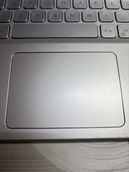 PC Asus VivoBook 15