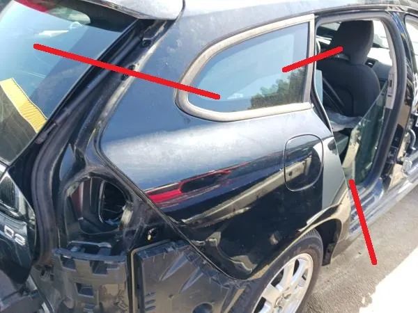 Painel trás direito VOLVO V60 I (155)