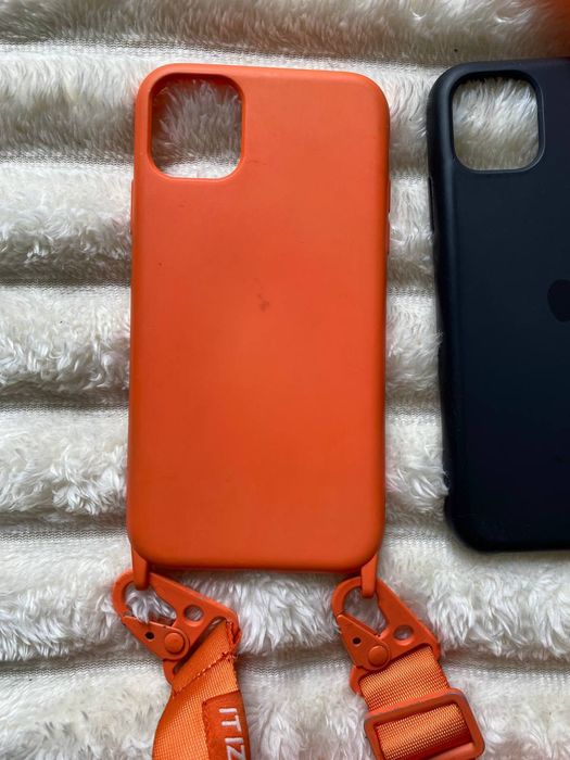 Чохли для iPhone 11