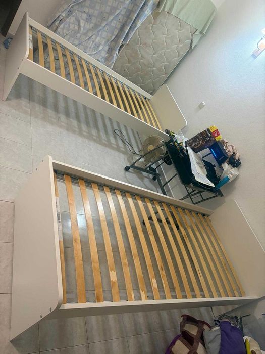Estrutura de cama SLÄKT IKEA c/ cama-gavetão + arrumação, branco, 90x200 cm - com 1 mês