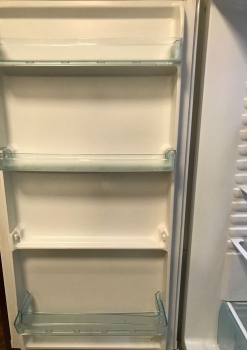 Frigorífico com 3 gavetas de arca