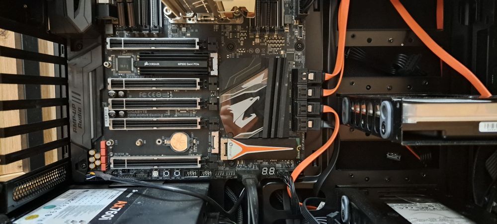 Komputer do gier filmów 64gb ram 2tb m2 aorus x399 Threadripper 1950x