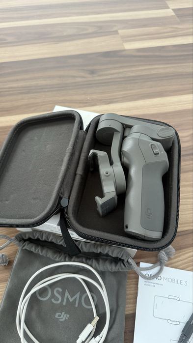 DJI OSMO Mobile 3 Combo