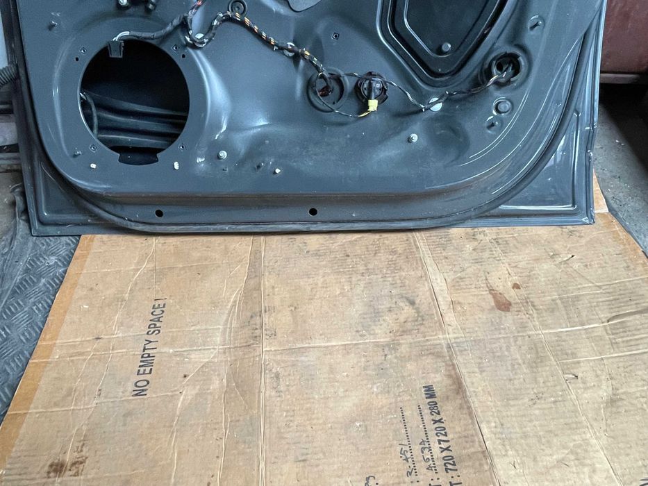 Audi A3 8V5 drzwi prawy przód Sportback