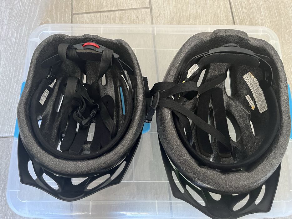 Vendo capacetes de criança tamanho L  (58cm - 62cm)
