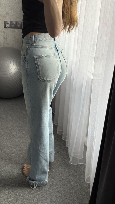 Блакитні джинси zara