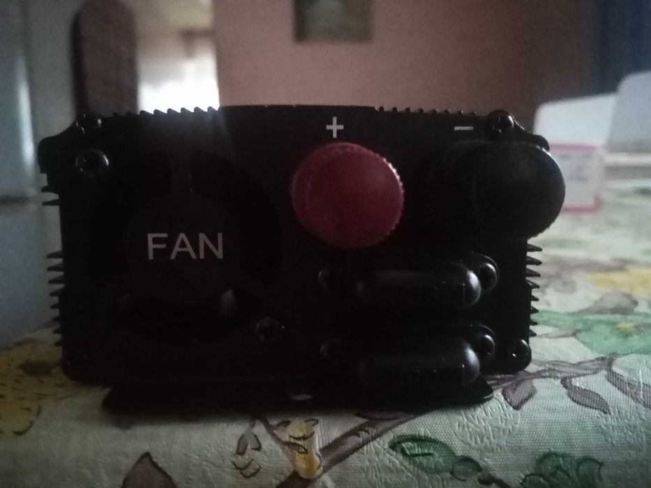 Продам Інвертор 1000 WAT