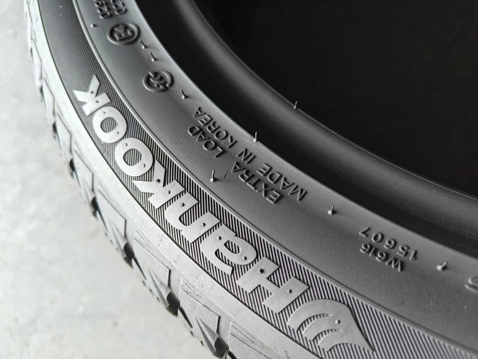 2шт R17 215 50 шини зимові Hankook Winter I*cept IZ2 W616 агресивні арктичні Корея