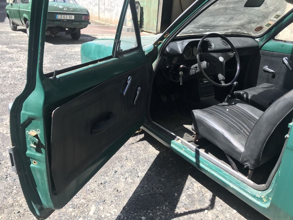 Ford Escort MK1 2 portas 1100 de 1970 para restauro
