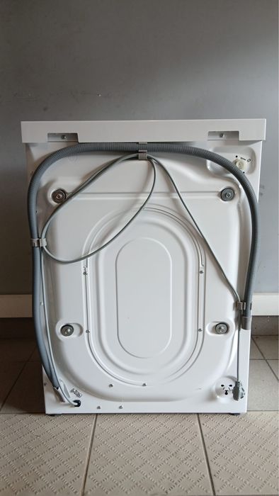 Nowa pralka Elektrolux o  gl. 45cm