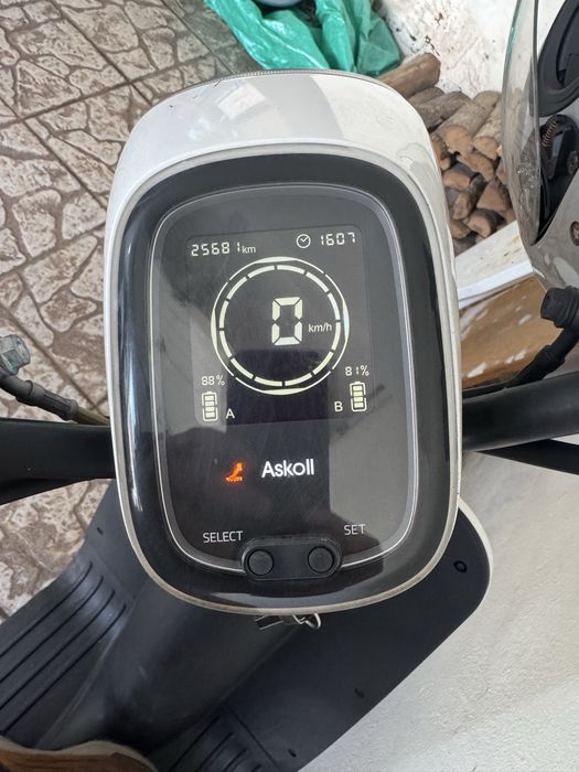 Scooter Eletrica Askoll eSpro 125cc