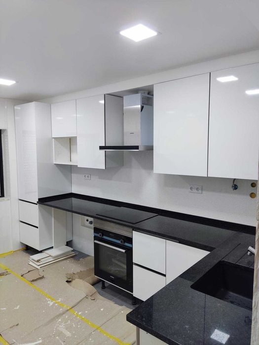 Tetos Falsos, Divisórias, pladur, Estucadores, Pinturas e Obras Geral