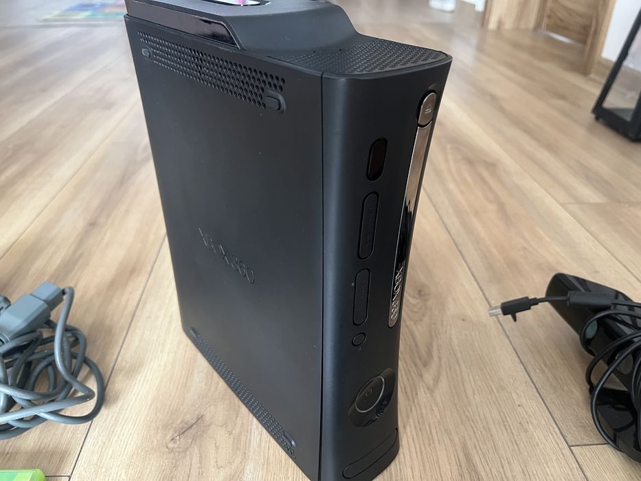 Xbox 360 elite 120 gb pad kinect gry