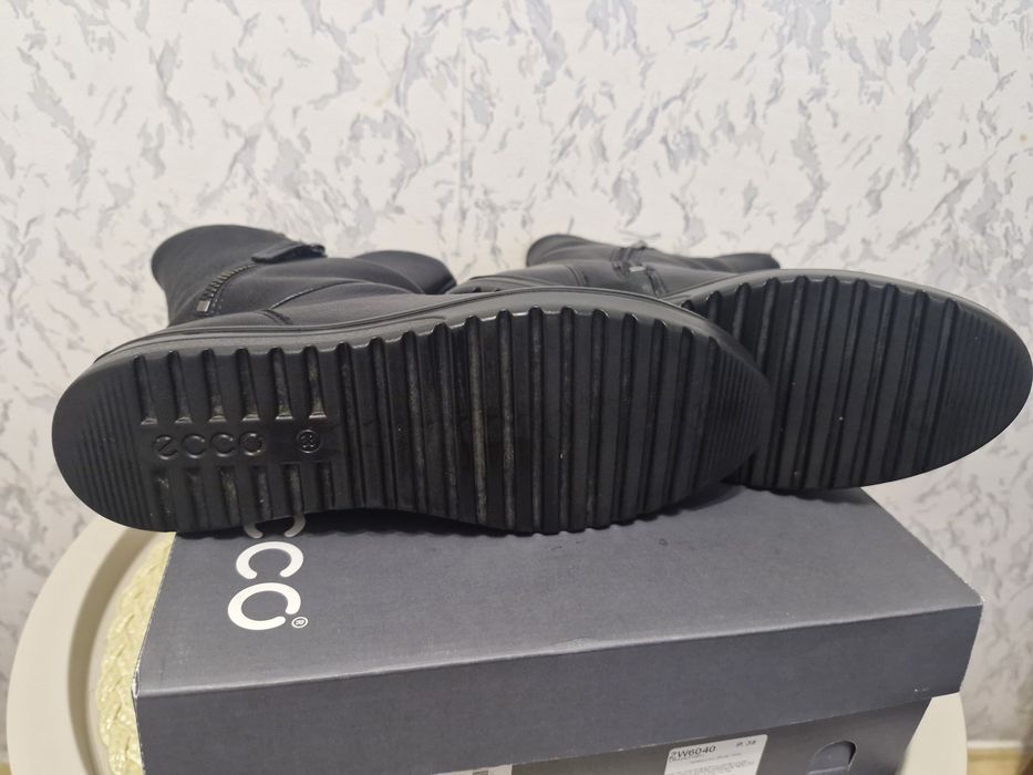 Ботинки женские ECCO
